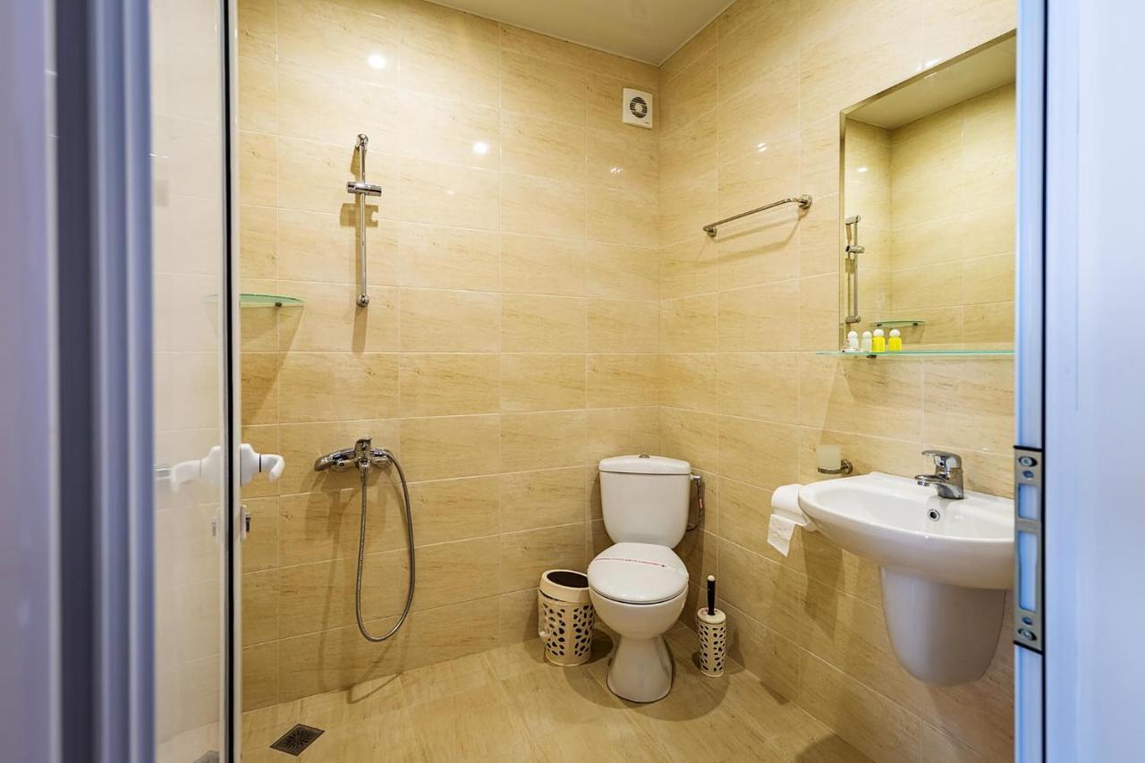Family Hotel Bulgaria Kharmanli ภายนอก รูปภาพ