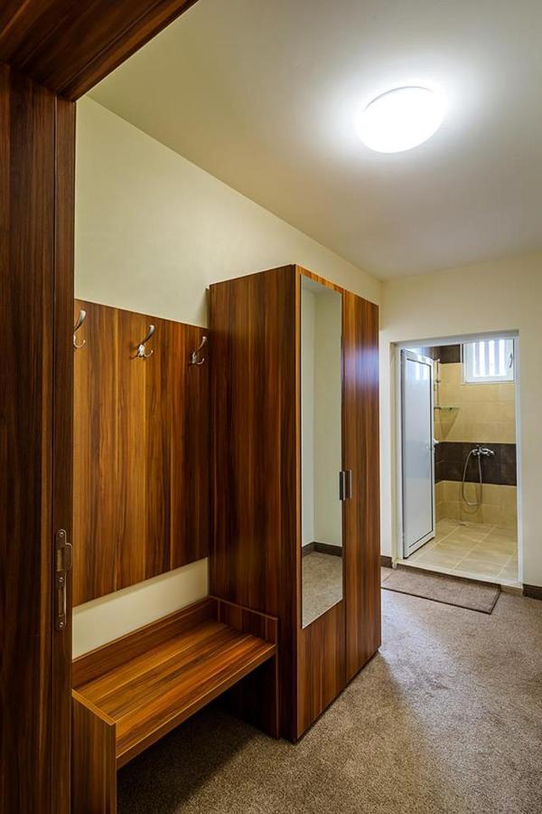 Family Hotel Bulgaria Kharmanli ภายนอก รูปภาพ