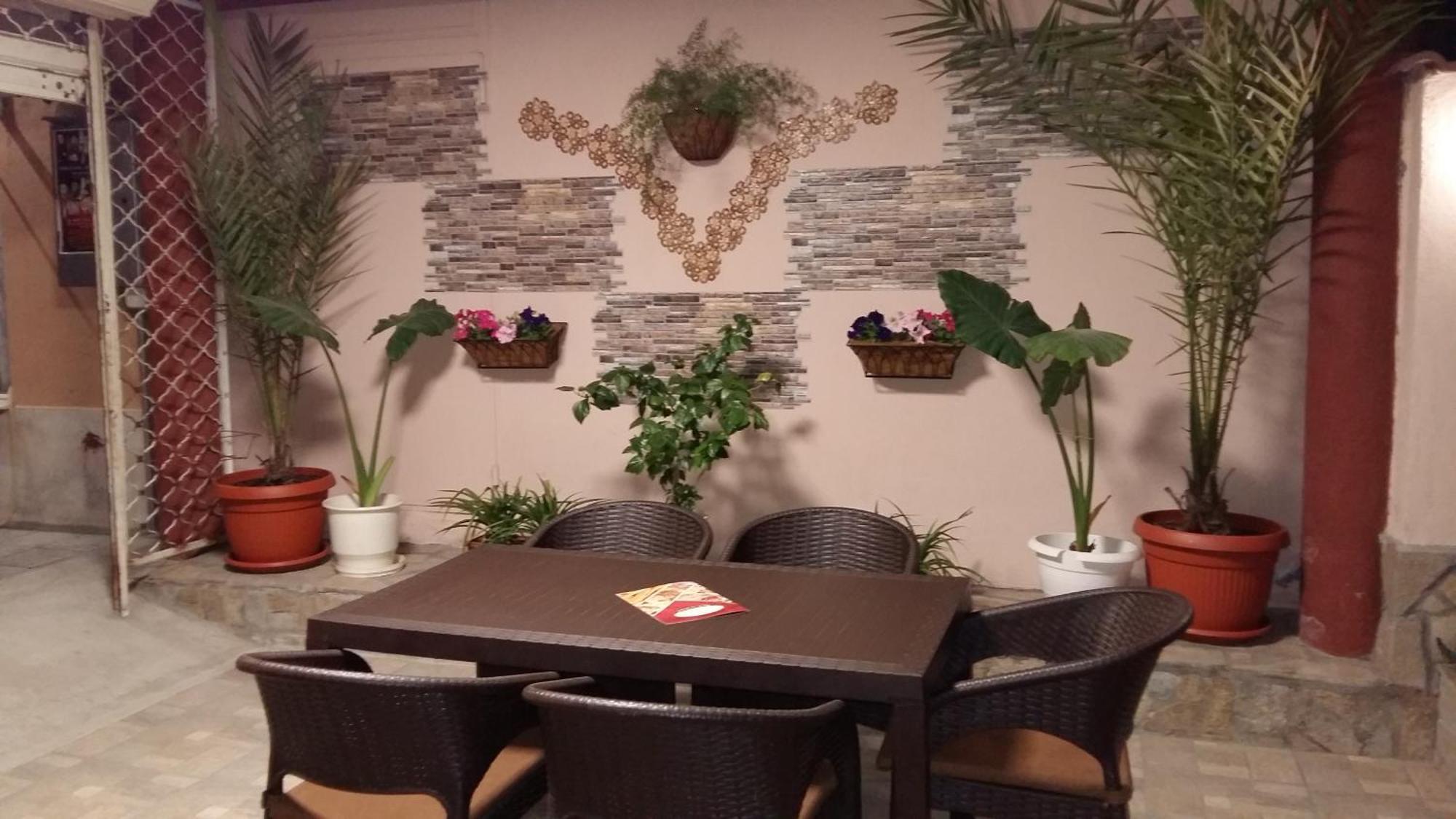 Family Hotel Bulgaria Kharmanli ภายนอก รูปภาพ